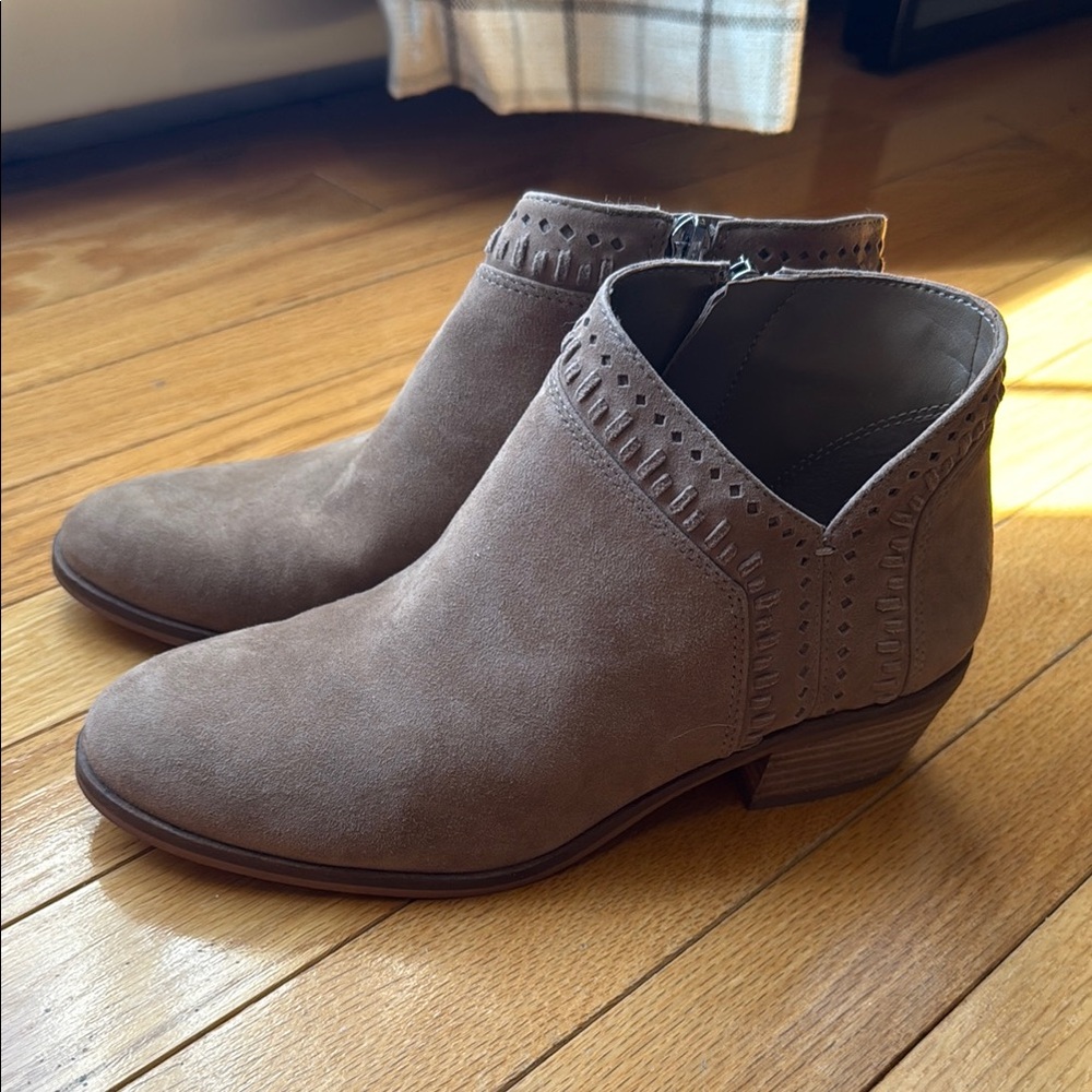 Vince Camuto Boots